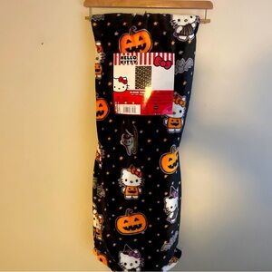 NEW 2024 Hello Kitty Halloween Blanket Plush Cloud Throw Sanrio Black 60"x70
